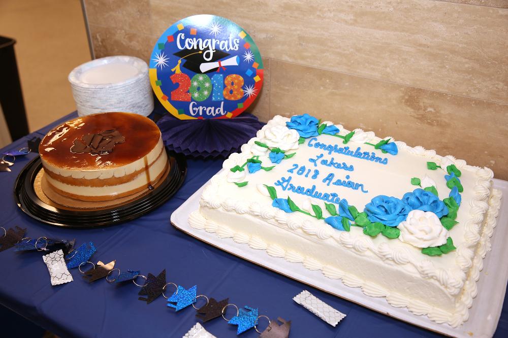 2018 Graduation Cake Picture 3
